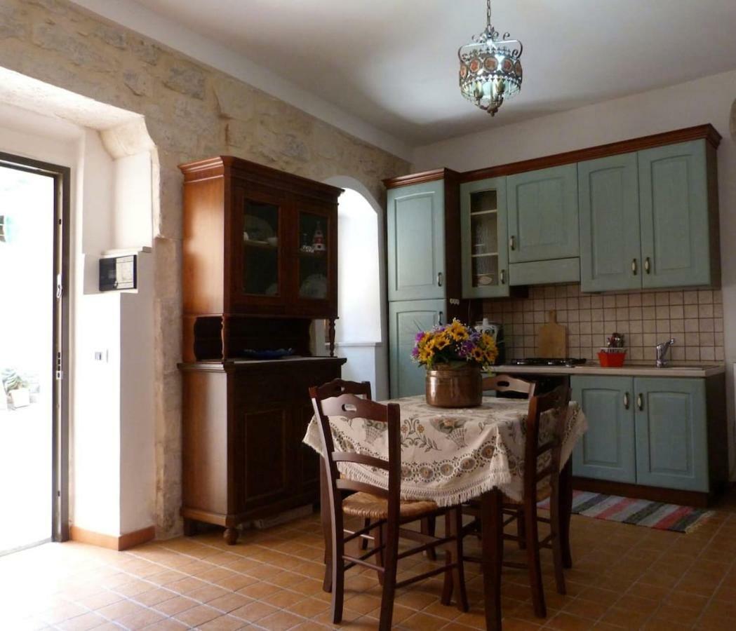 Apartamento Centro Storico Modica - 2 Min A Piedi Da Corso Umberto I Exterior foto